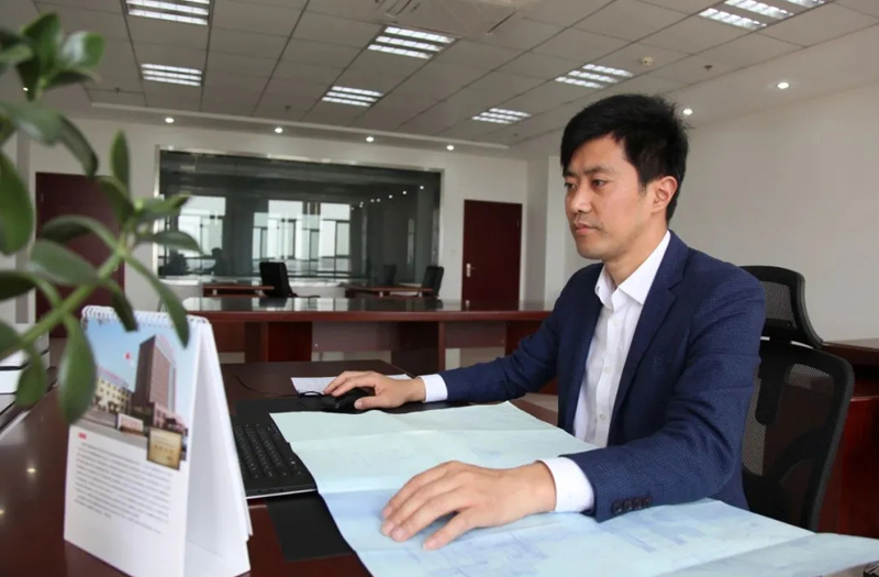 海安名匠丨江蘇鵬飛集團股份有限公司設(shè)計中心主任，高級工程師、高級技師李曉平